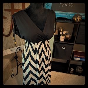 Super cute low cut dress